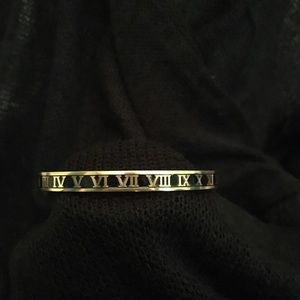 Black and Gold Roman Numeral Bracelet